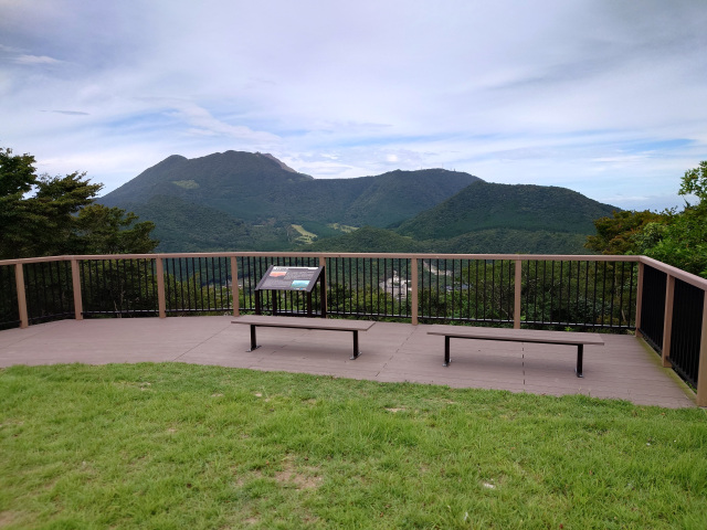 絹笠山